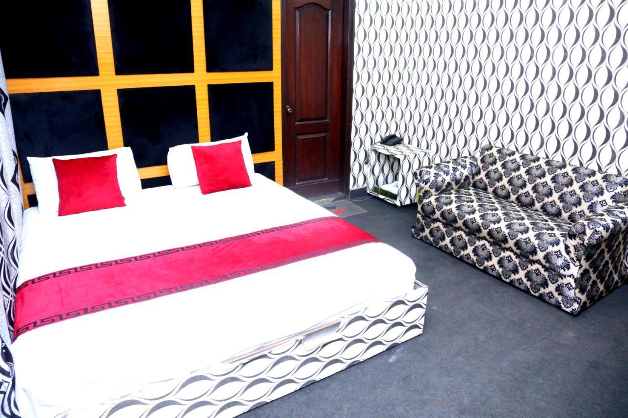 Sapphire Inn Motel Lahore Exterior foto